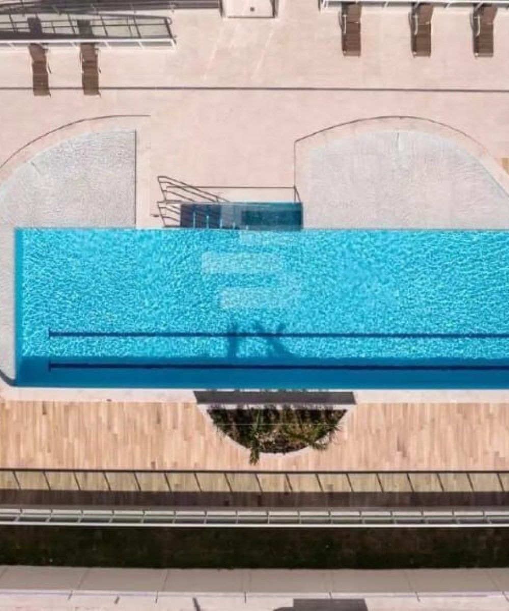 0d5c9ce4-4cb8-4cca-8f66-b3661378c1151761703080fw3A