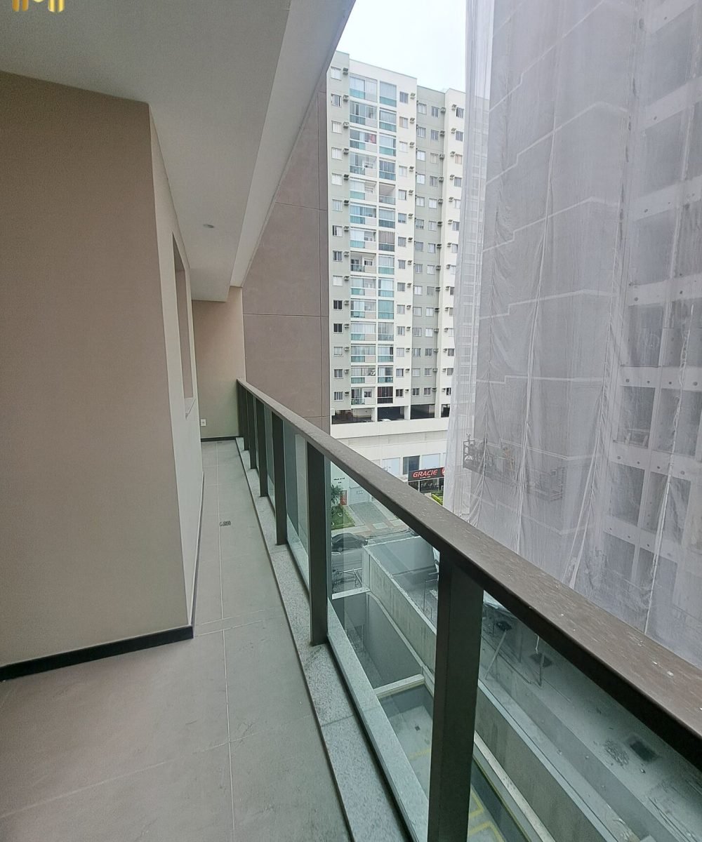 e9732cfe-2320-4276-8191-1f262c8f32541756843016CowZ